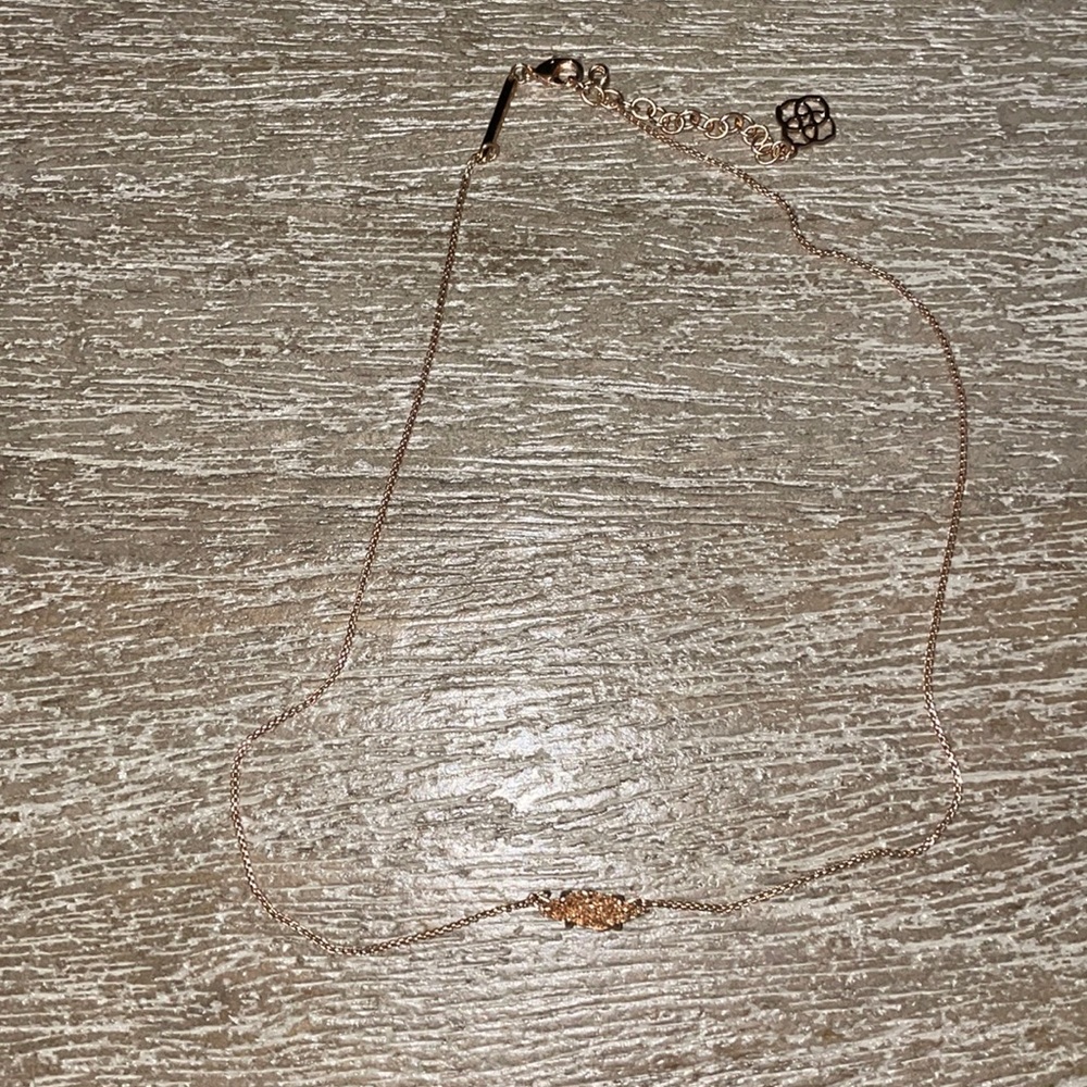 Kendra necklace rose gold